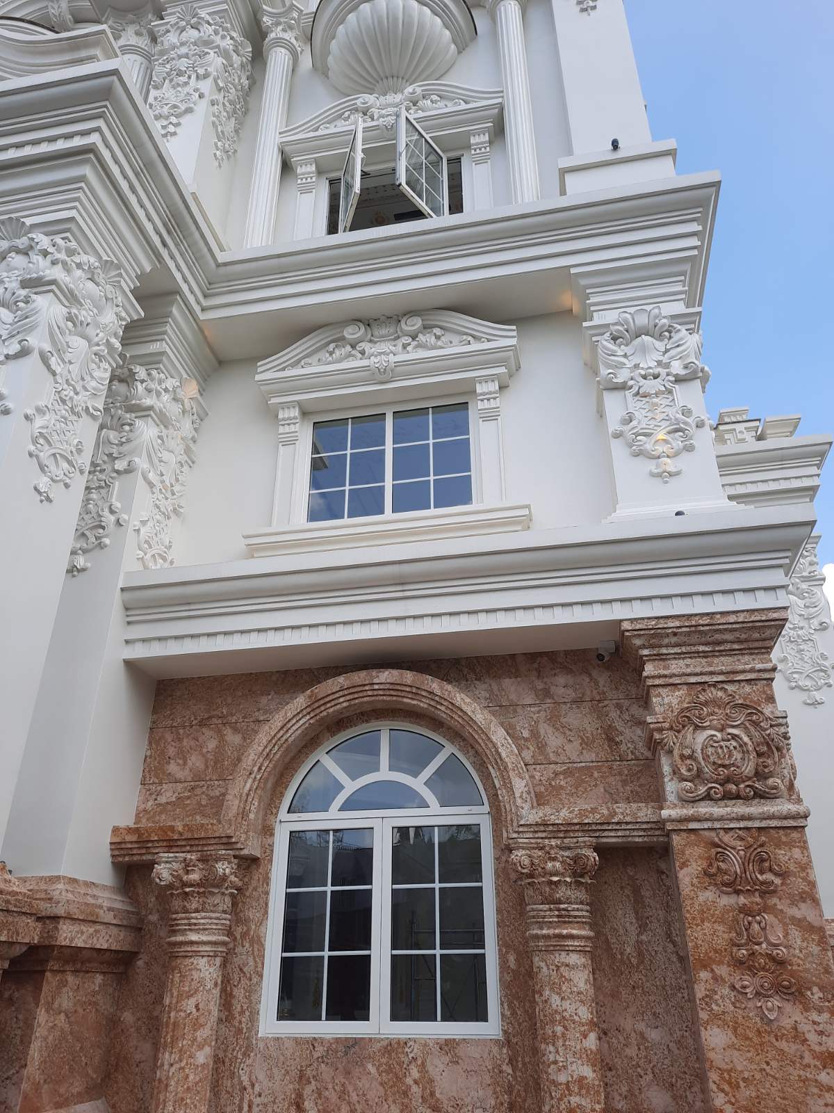 cửa Vòm Eurowindow