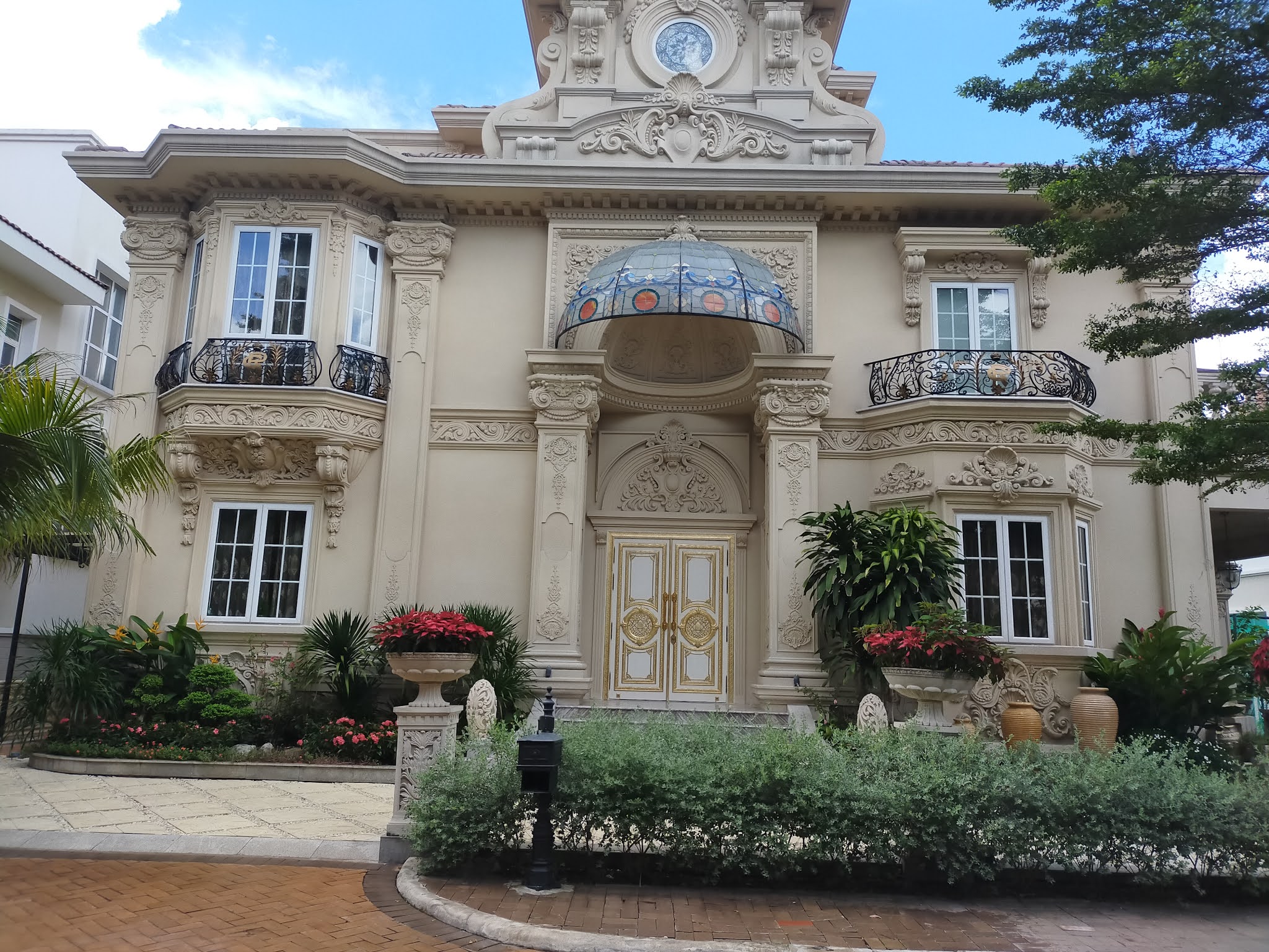 Cửa uPVC Eurowindow